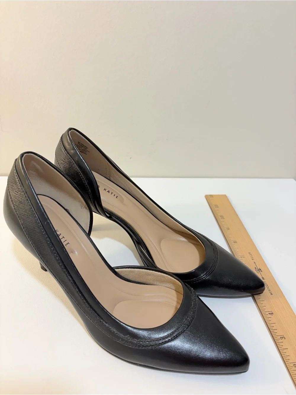 Kelly & Katie Black Pointed Toe Mid Heel Pumps